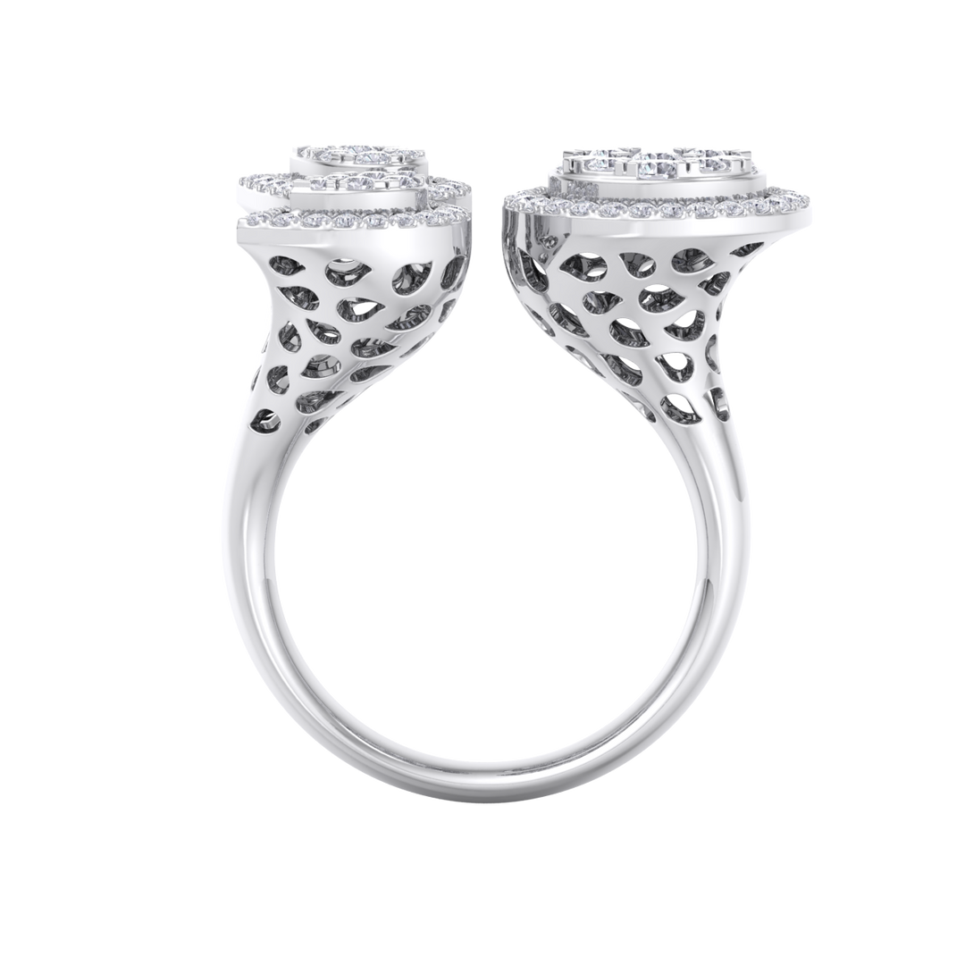 Statement ring in yellow gold with white diamonds of 0.73 ct in weight