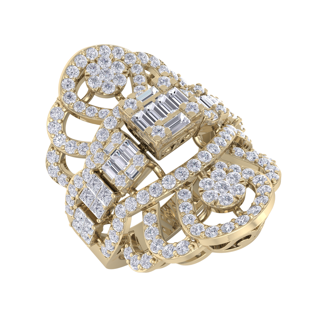 Statement ring in yellow gold with white diamonds of 1.91 ct in weight