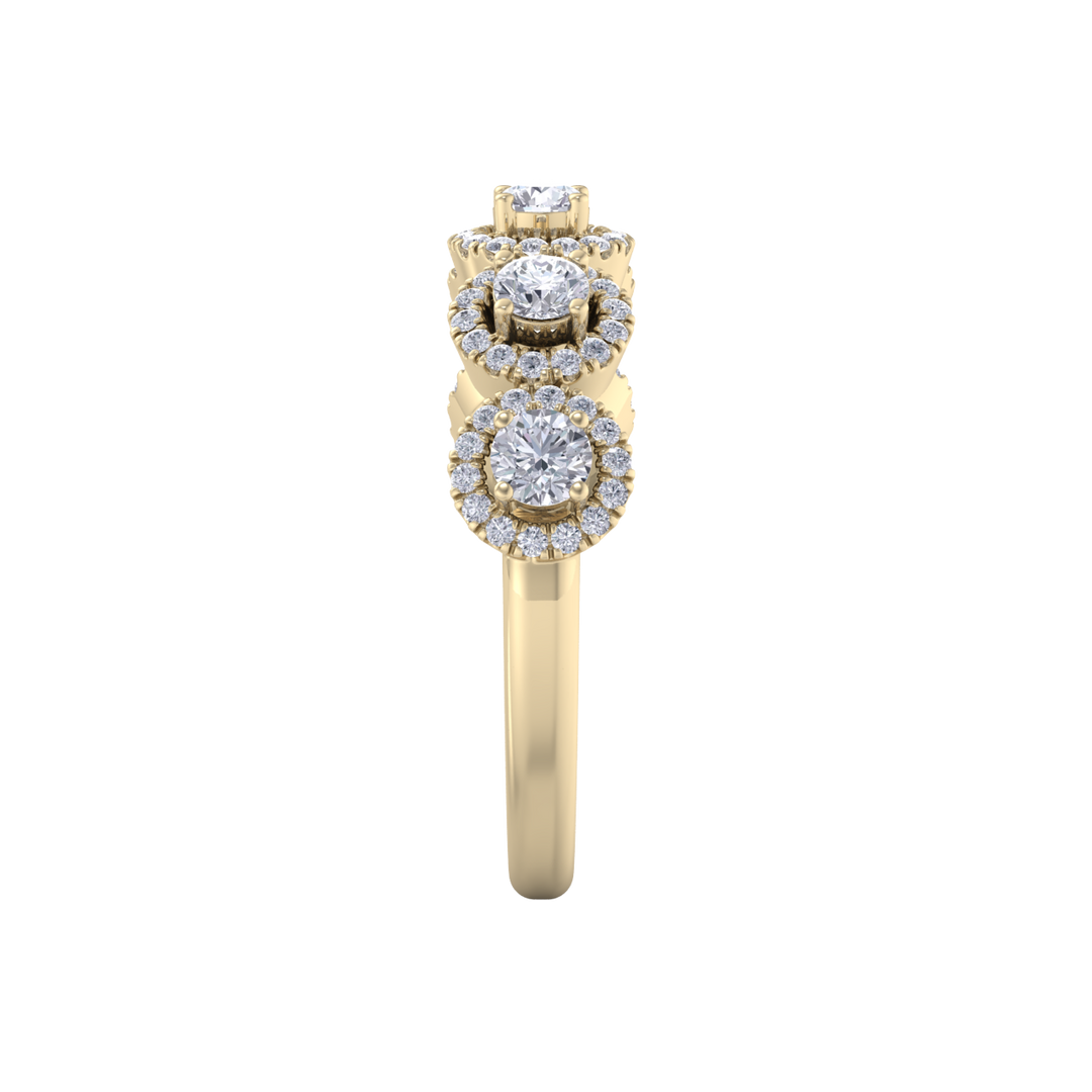 Diamond ring in rose gold with white diamonds of 0.78 ct in weight